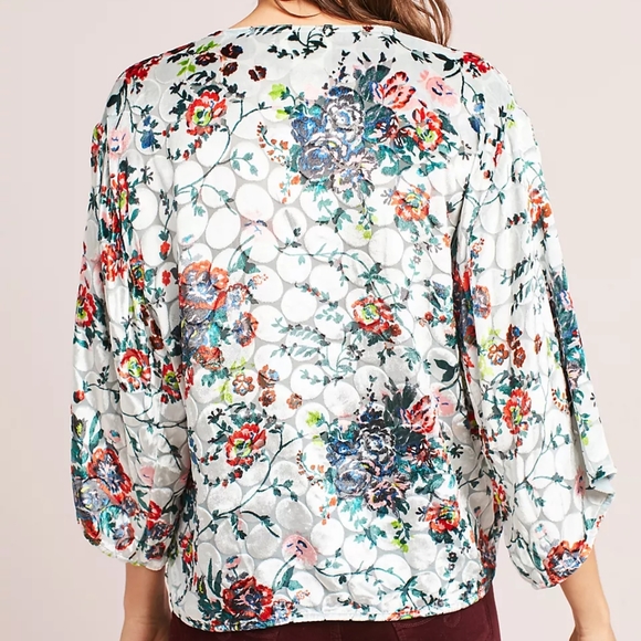 Anthropologie Maeve Umi Wrap Top Velvet Floral - Picture 3 of 15